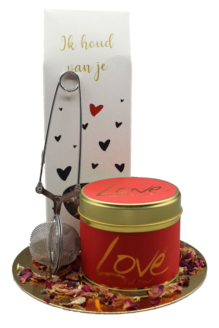Cadeaupakket voor liefde met thee en een zeef en een kaartje